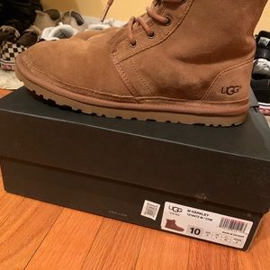 Men’s Uggs Chesnut Harkley Boots Size 10